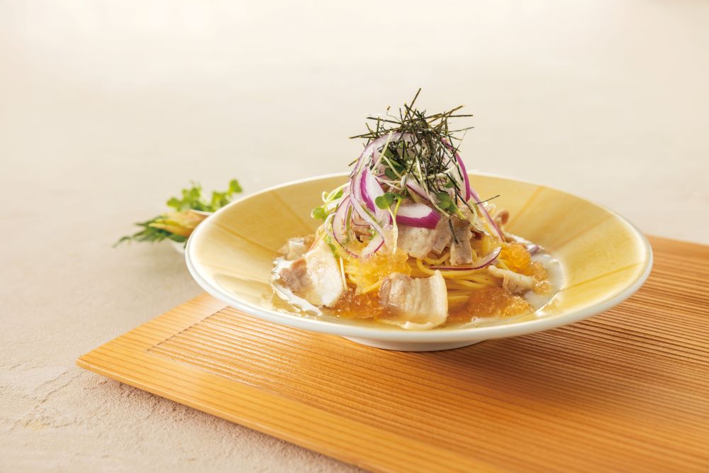 【画像】霧島黒豚と香味野菜の冷製おだしパスタ689A6214縮小.jpg
